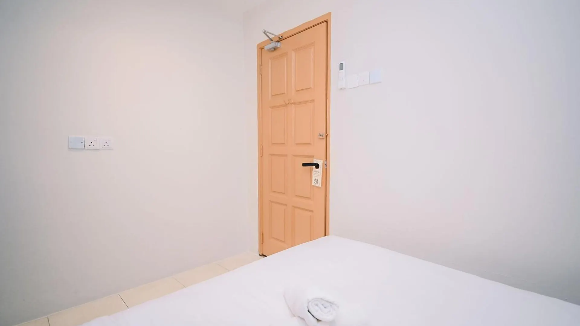 Swing & Pillows - Penang Road, Georgetown Penang Hostel